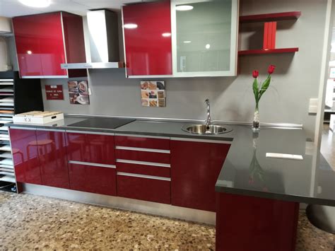 mobles a mida barcelona|Mobles Caceres – Especialistes en mobles a mida.
